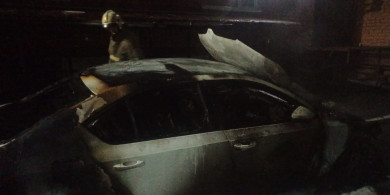 Ночью в Курске сгорел автомобиль