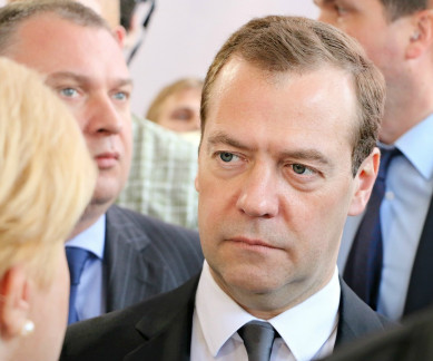 Медведев: приостановка членства России в Совете Европы даст возможность восстановить смертную казнь