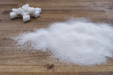 Диетолог рассказала об опасности хранения больших запасов сахара