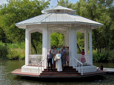 В Курской области возле водяной мельницы зарегистрировали первый брак