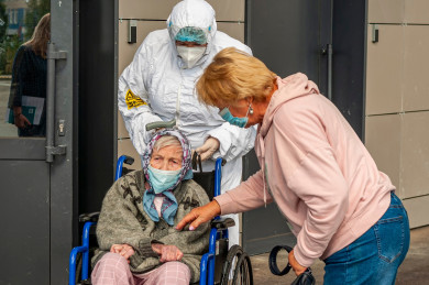 В Курской области от ковида вылечили 101-летнюю женщину