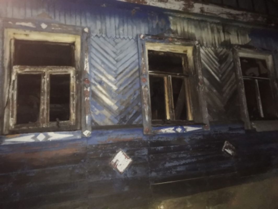 В Курской области в горящем доме погиб человек