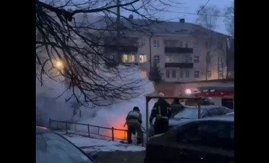 В Курске на дороге сгорела машина