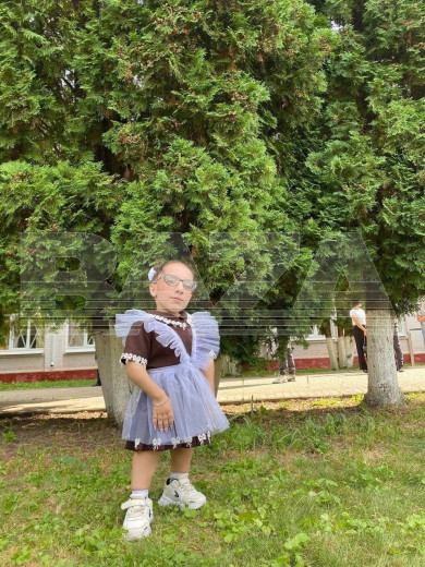 В Курской области окончила школу самая маленькая девочка России