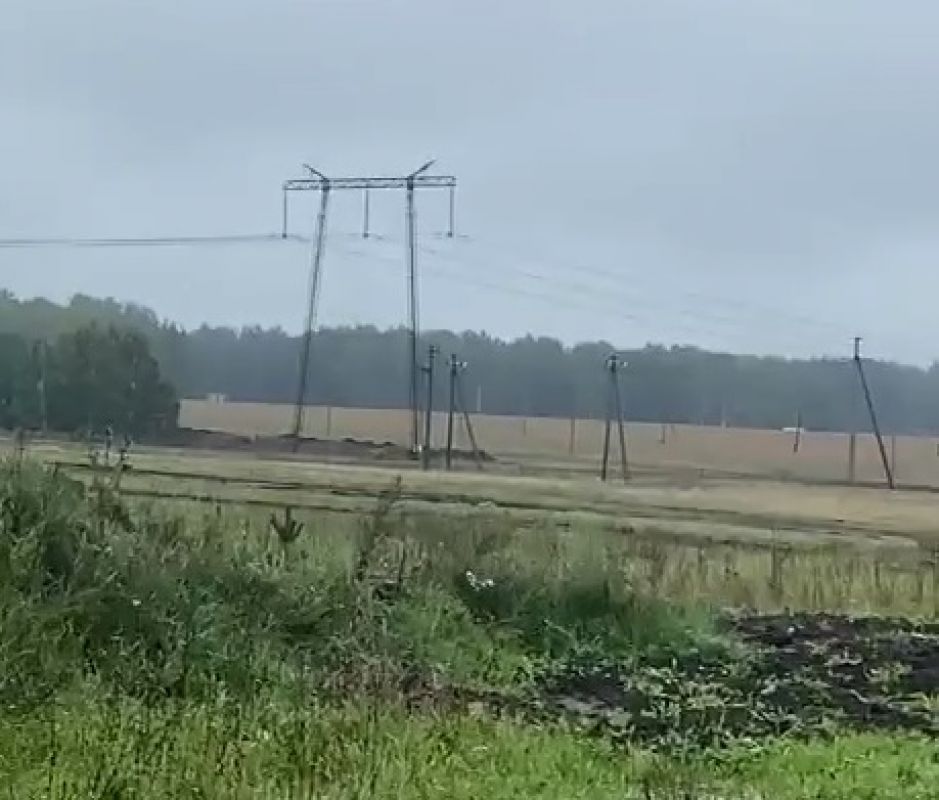 Три человека погибли во время крушения вертолёта ФСБ