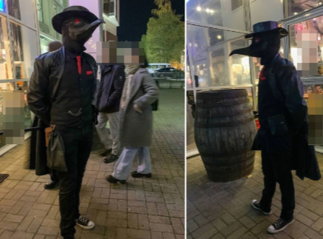 На улицах Курска заметили «чумного доктора»