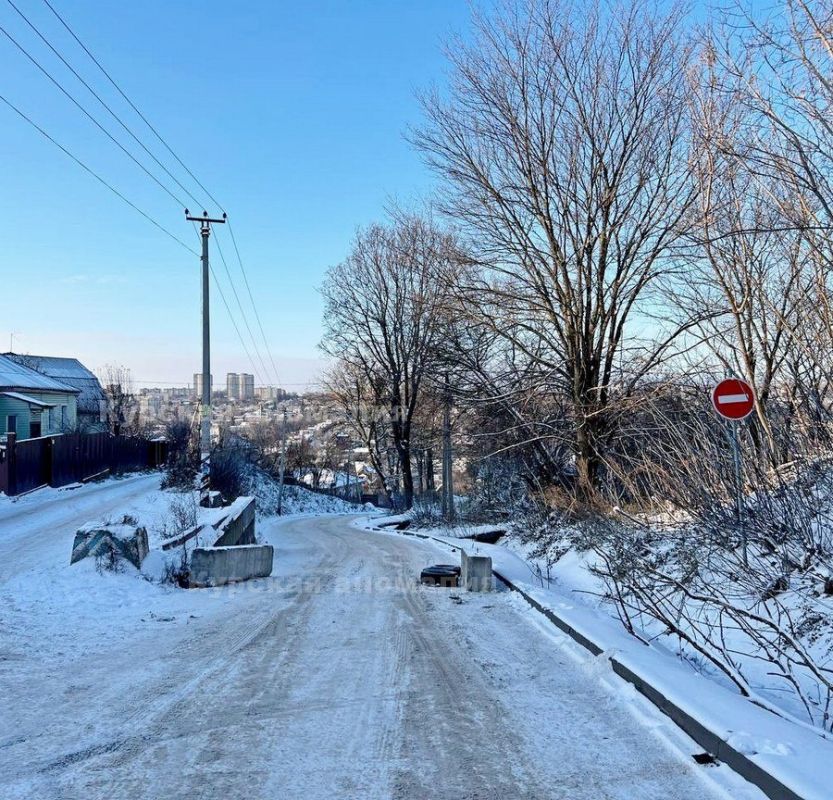 Куряне освободили перекрытую на зиму «пьяную» дорогу