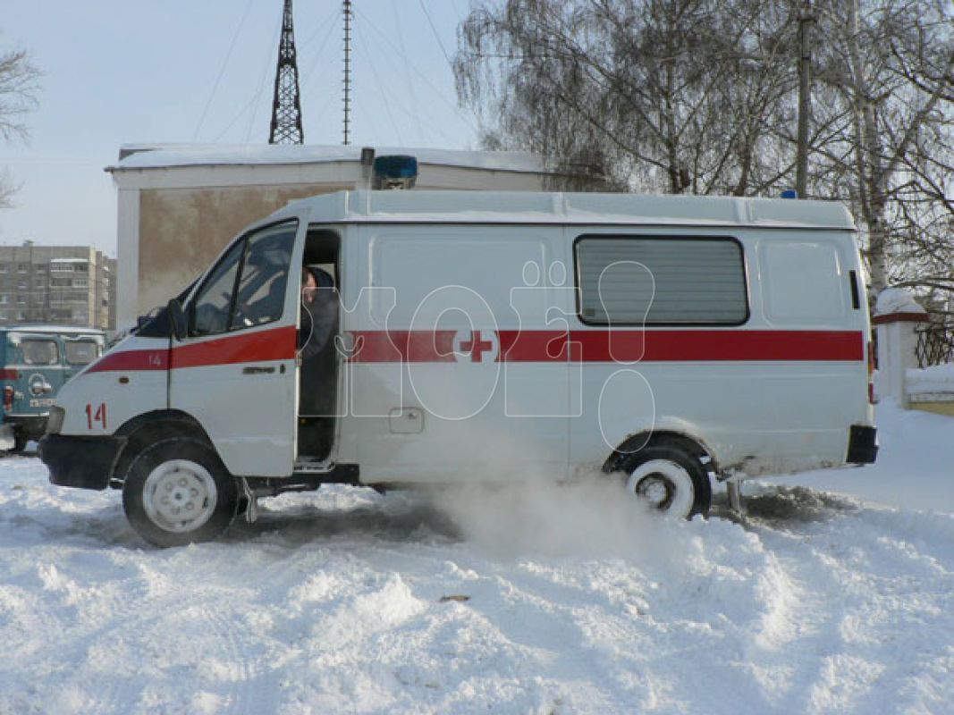 Три человека пострадали в результате атаки беспилотников на топливный комплекс в Орле