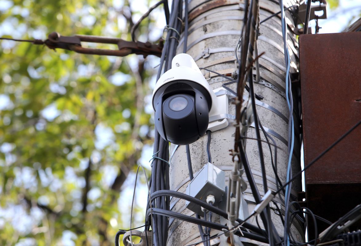 Как сосед у соседа в Курске железную дверь украл