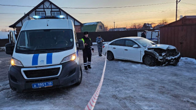 В Курске пьяный водитель устроил ДТП и стал угрожать прохожим гранатой