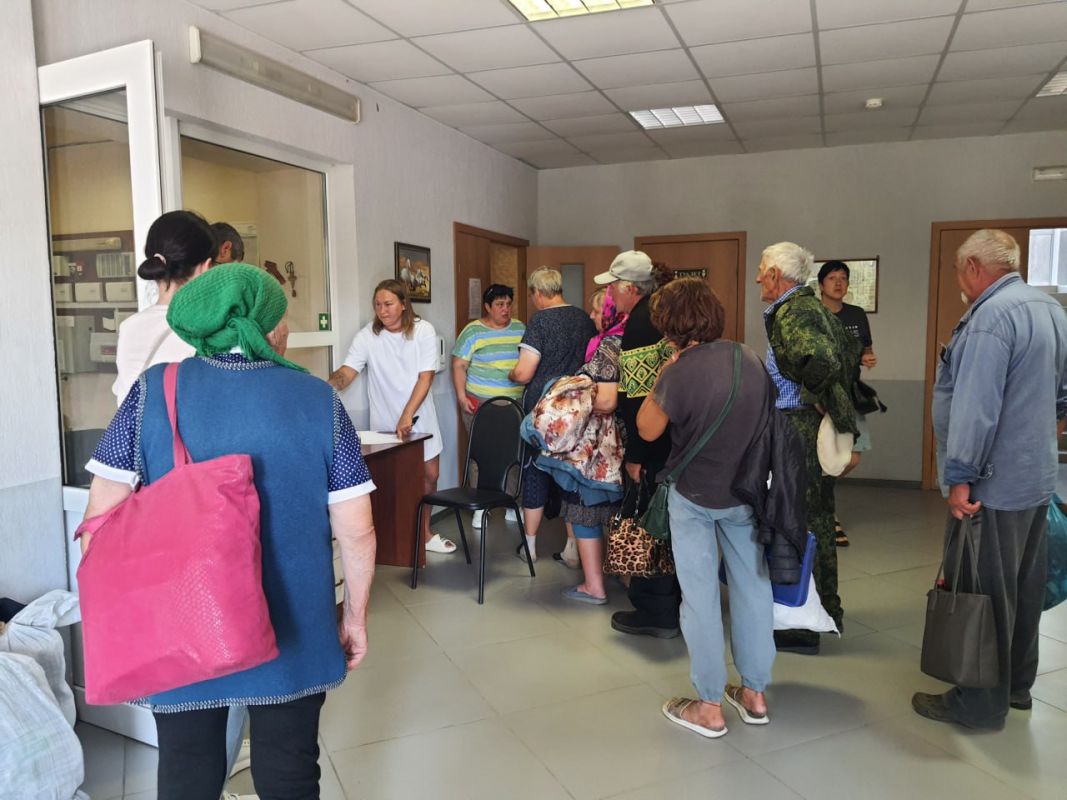 Более 80 человек эвакуировали в Подгоренском районе из-за взрывов после атаки БПЛА