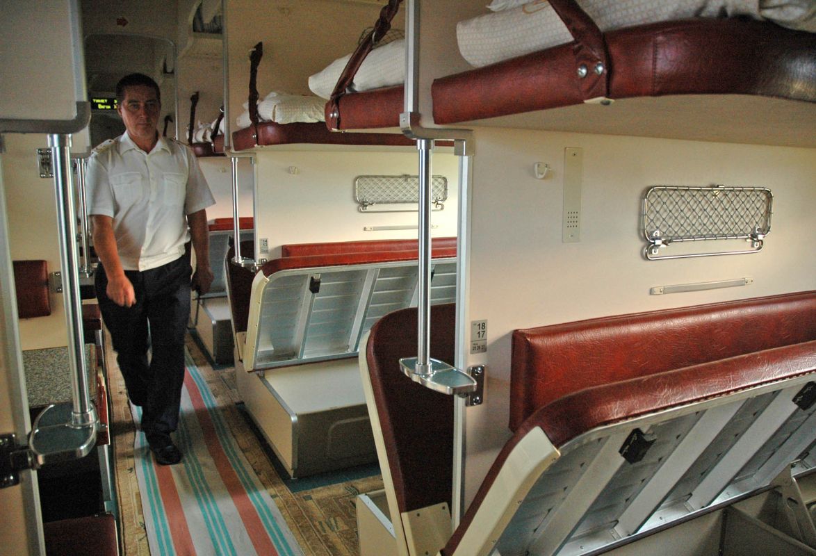 Проезд в плацкартных и общих вагонах резко подорожает