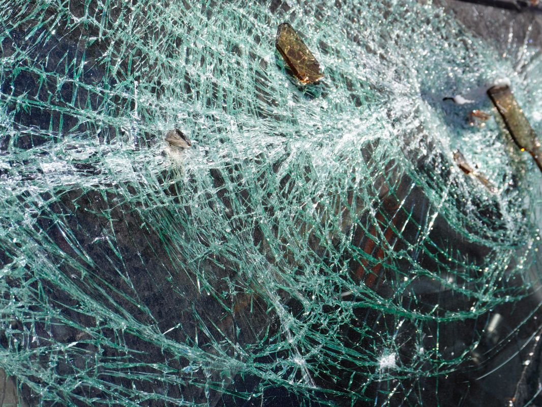 Украинский беспилотник взорвался во&nbsp;дворе дома в&nbsp;Черноземье: ранен мужчина