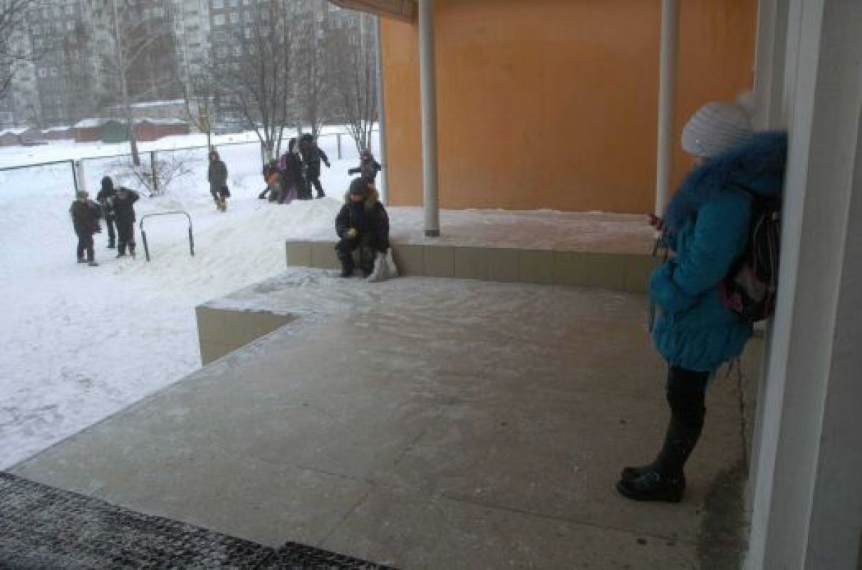 Наши дети слишком часто остаются один на один со своими проблемами