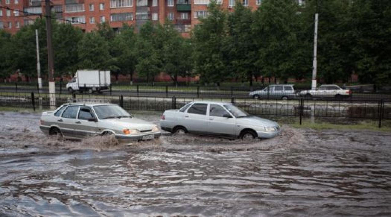 Пока дойдёт дело до ремонта ливневой канализации, ещё немало воды утечёт