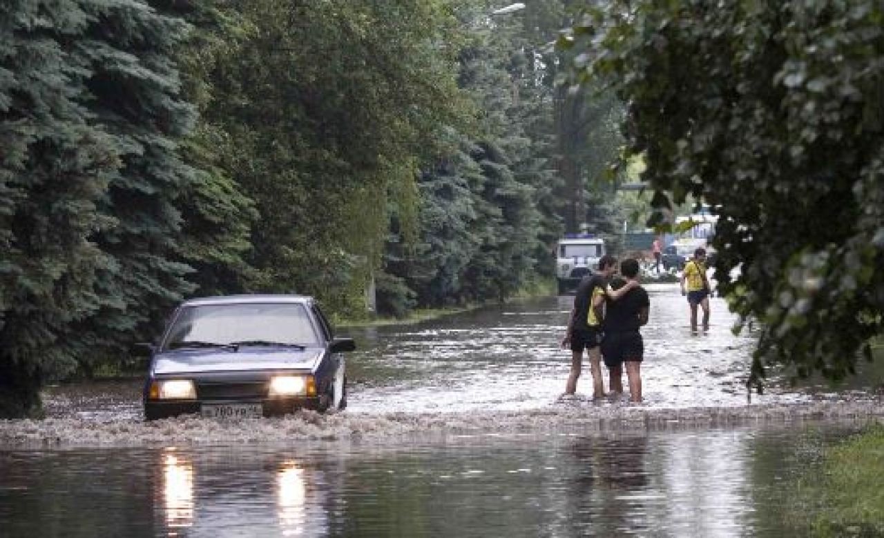 МЧС сообщило об ущербе, нанесённом непогодой