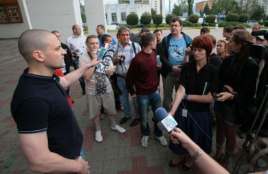 Курян позвали на баррикады