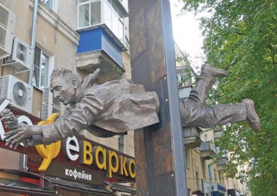 «Возмущаются  и недоумевают те,   кто не любил»