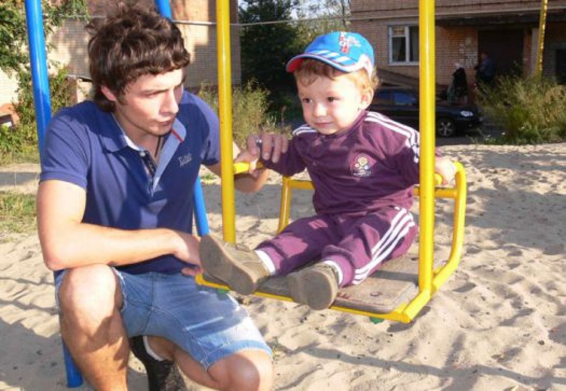 Владимир и Ванечка даже разговаривают на особом языке, понятном им двоим