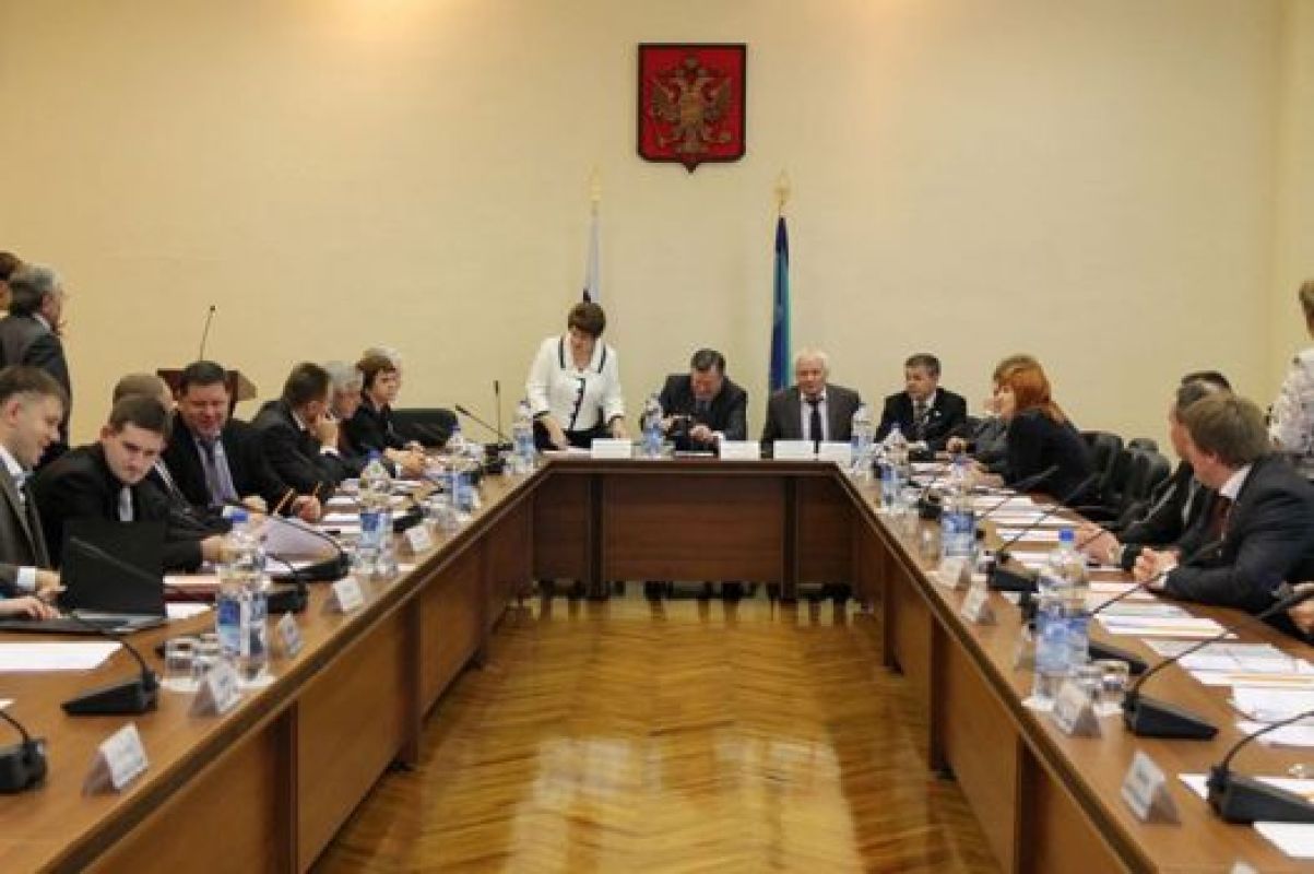 Кто решает, как нам жить