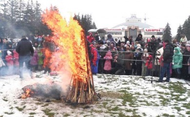 Не то чучело сожгли!