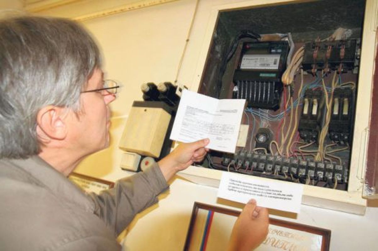 Почему-то любая экономия, предлагаемая коммунальщиками, ещё больше нас разоряет