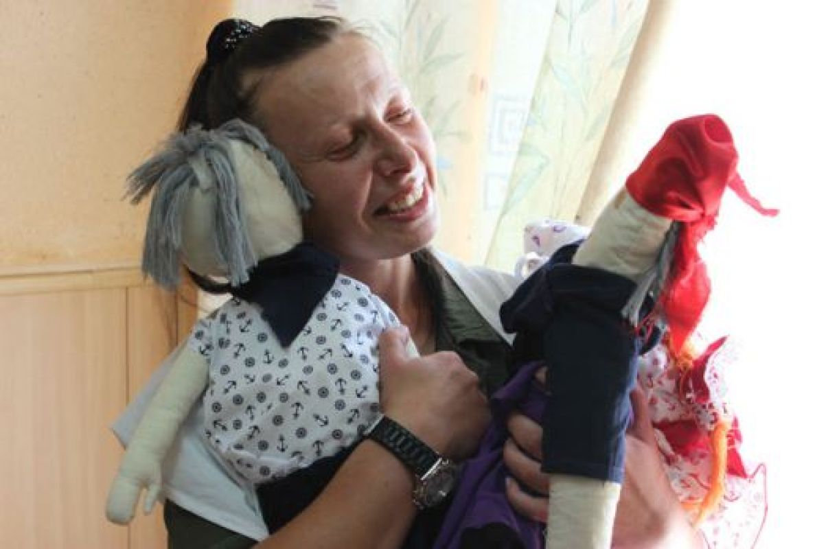 Куклы помогли Ольге и Наде понять, что за территорией колонии может быть нормальная жизнь