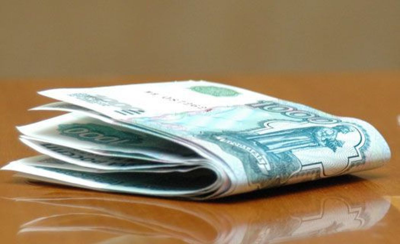 Курянин перечислил интернет-мошеннику из Удмуртии 10 тысяч рублей