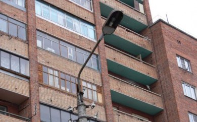 Ремонтировать фонари в Курске некому