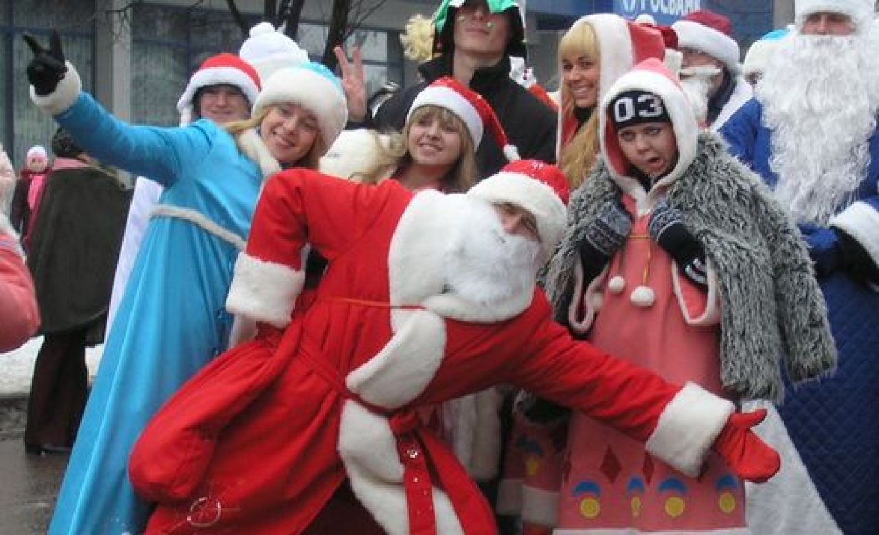 По Курску пройдёт парад Дедов Морозов