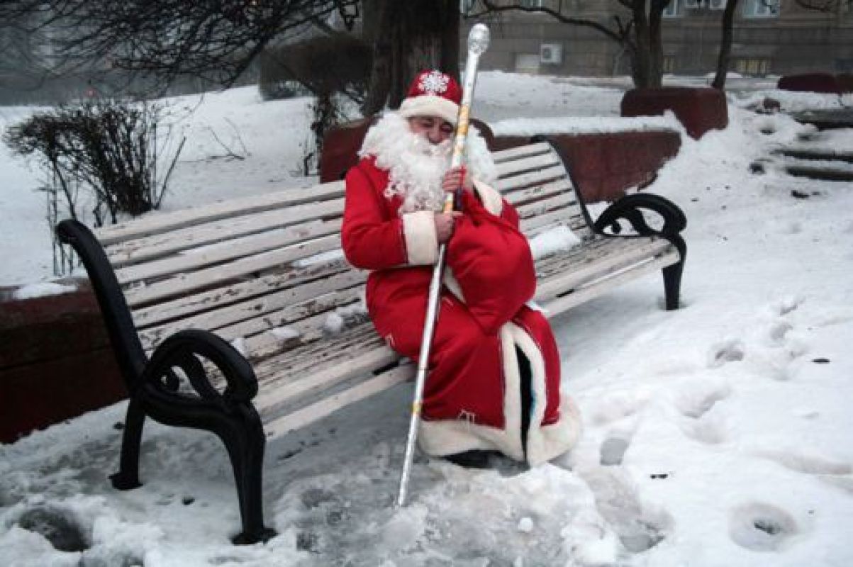 График работы Деда Мороза на новогодних
каникулах тоже стоит узнать заранее