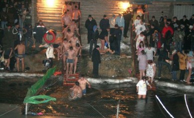 Курские спасатели и священники рекомендуют курянам не купаться в Крещенскую ночь