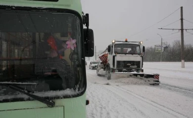 В Курском ЖКХ решают, как ликвидировать последствия снегопада