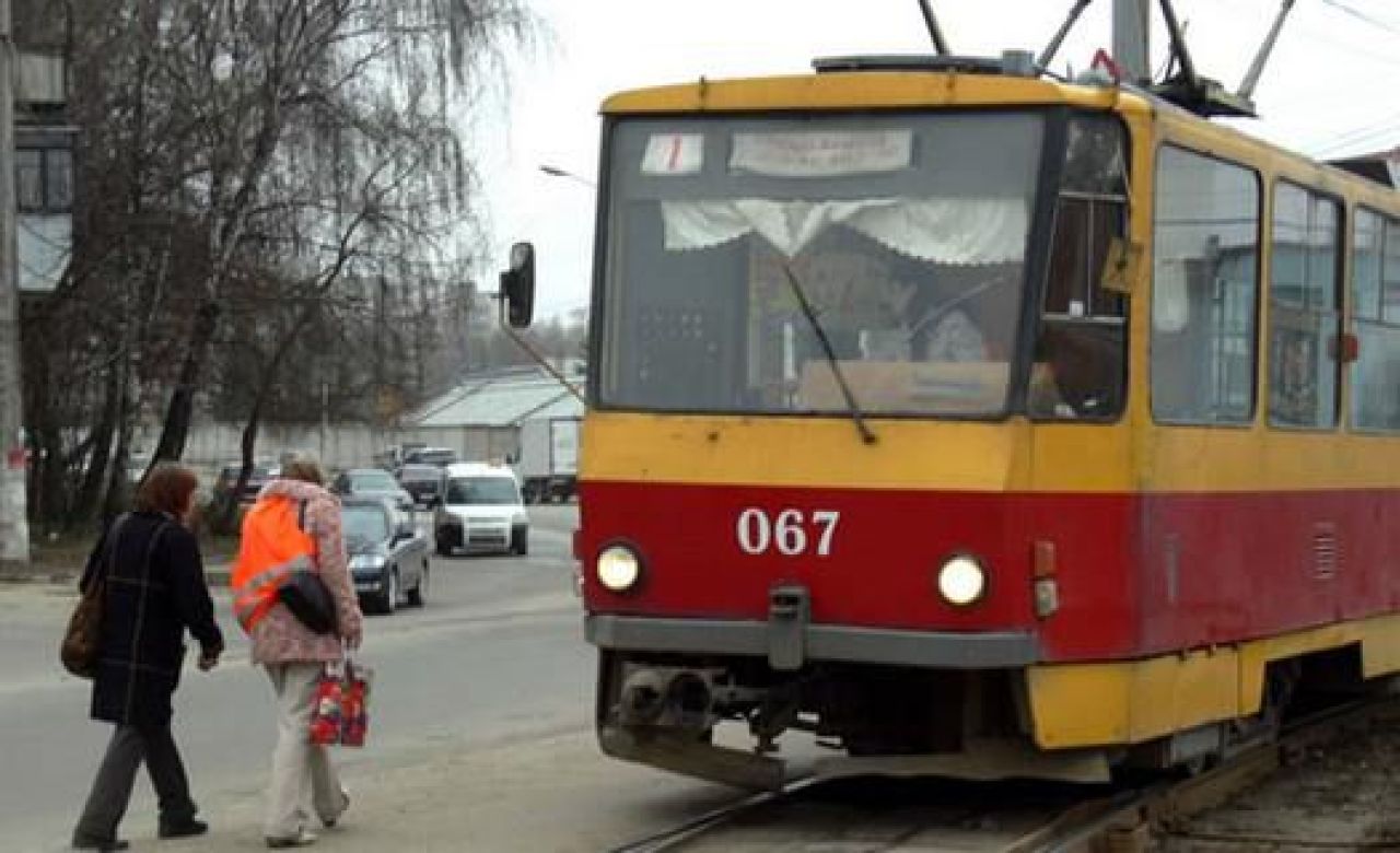 После вмешательства областных властей курские энергетики не стали останавливать электротранспорт