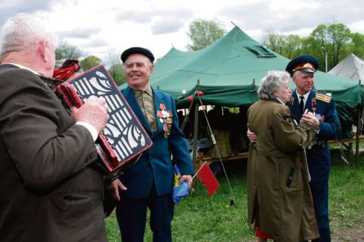 Гулянья в День Победы ожидаются с полевой кухней, танцами и фейерверками