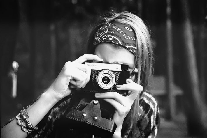 Список услуг фрилансеров широк: люди пекут на продажу пироги, фотографируют свадьбы, делают украшения, верстают сайты, занимаются репетиторством...