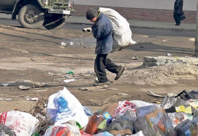 В Курске обещают снизить плату за вывоз мусора