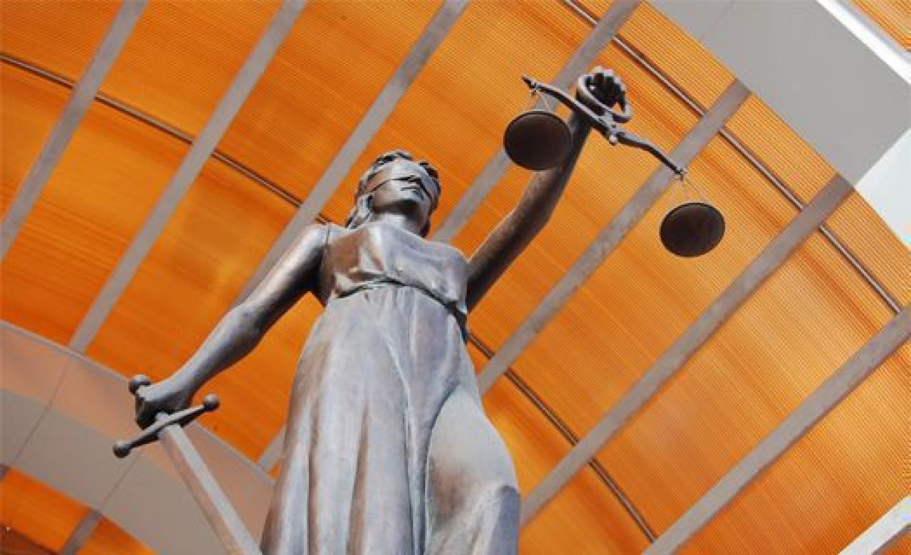 Полковник ФСИН покончил с собой в зале суда