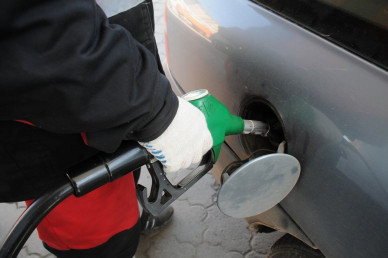 В России нефтяники начали продавать бензин в убыток